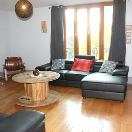 Villa With 5 Bedrooms In Monthois With Private Pool Enclosed Garden And Wifi *