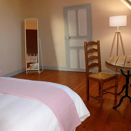 Villa With 5 Bedrooms In Monthois With Private Pool Enclosed Garden And Wifi