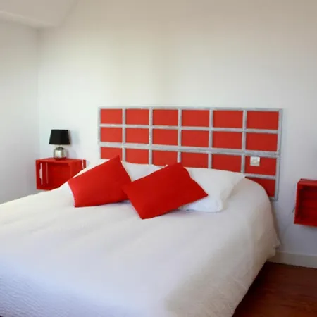 Villa With 5 Bedrooms In Monthois With Private Pool Enclosed Garden And Wifi Monthois