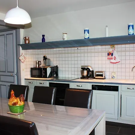 Villa With 5 Bedrooms In Monthois With Private Pool Enclosed Garden And Wifi וילה Monthois