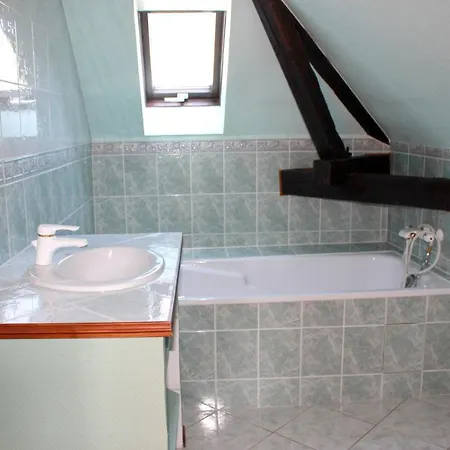 וילה Villa With 5 Bedrooms In Monthois With Private Pool Enclosed Garden And Wifi *